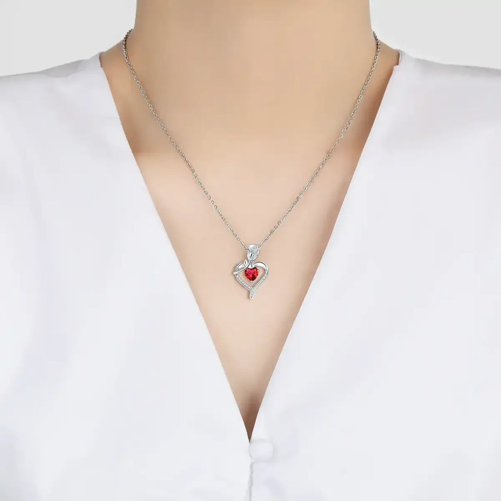 Rose Heart shaped Necklace With Rhinestones - Whatever You Like Shop