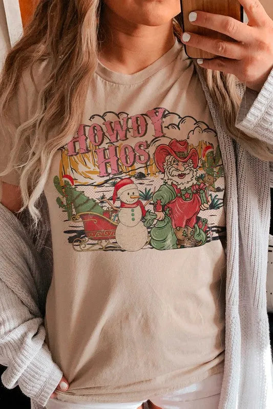 HOWDY HOS CHRISTMAS GRAPHIC TEE - Whatever You Like Shop